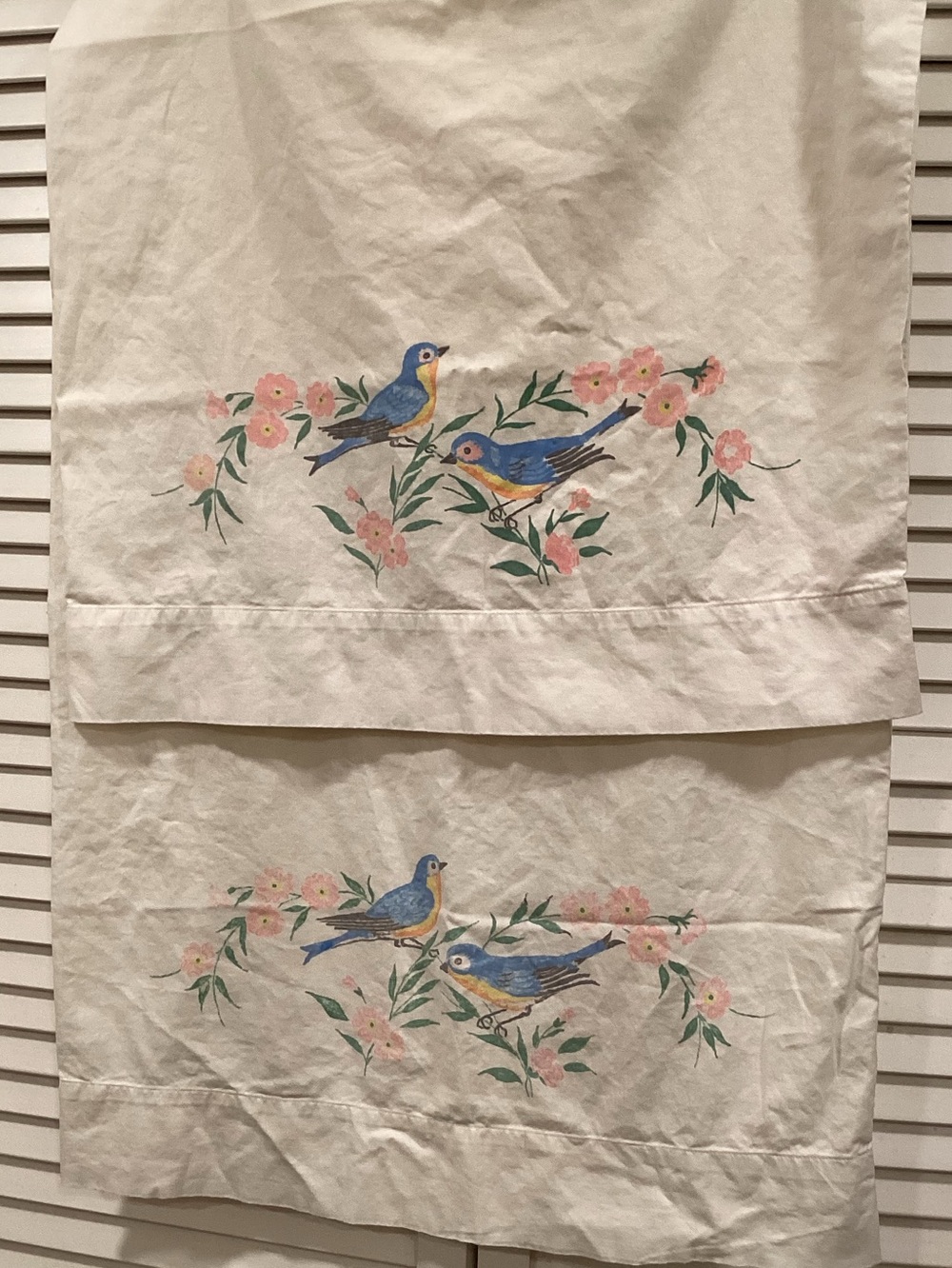 VTG Spring-maid bluebird printed set of pillowcases